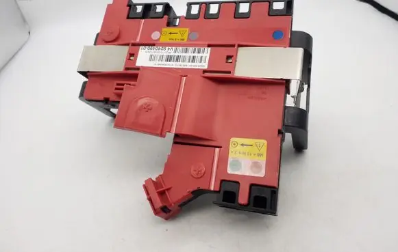 BMW 5 F10 F11 Fuse module 9240490 6114924049001
