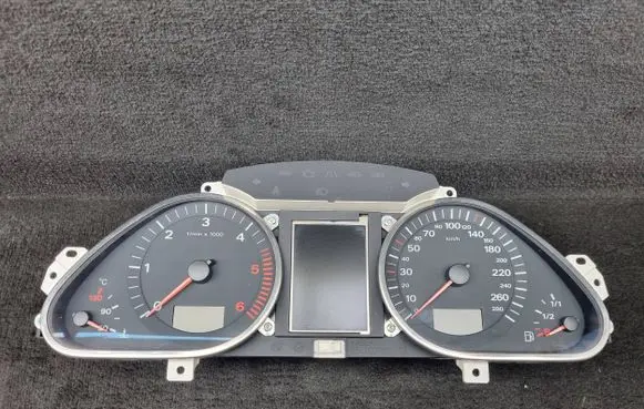 Audi A6 S6 C6 4F Speedometer (instrument cluster) 4F0910930C