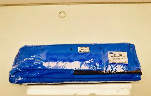 Ford Kuga III First aid kit 2311429 AM2S6J19K541CD