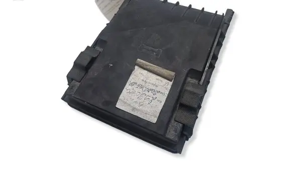 Volkswagen PASSAT CC Fuse box cover 1K0937132F