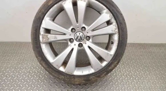 Volkswagen Eos R12 alloy rim 8JX18 ET44