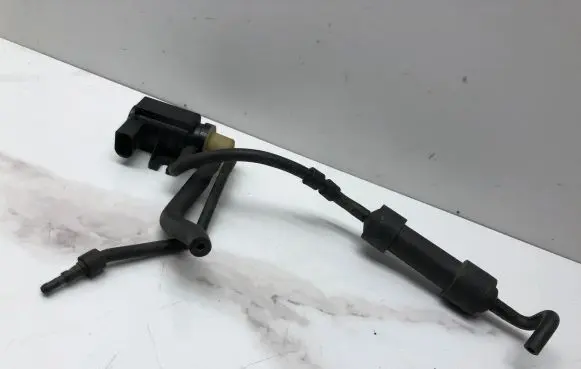 Volkswagen PASSAT B6 Vacuum valve 1K0906627A 06T278 70086800