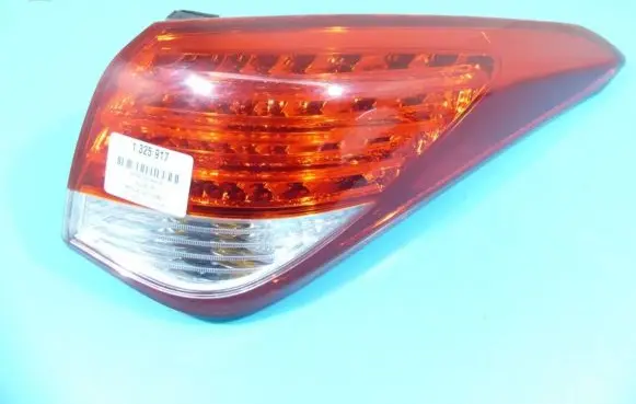 Hyundai i40 Rear/tail lights 92402-3Z3 IMPRK1325917