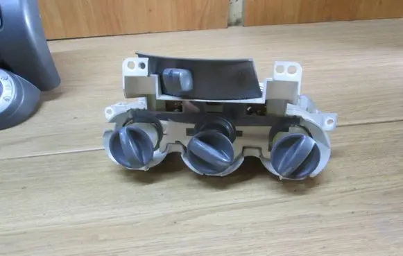 Honda Jazz Central console control unit