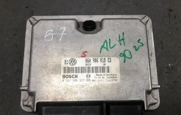 Audi A3 S3 8L Engine control unit/module 06A906018ED