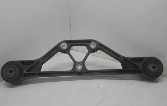 Audi A8 S8 D3 4E Rear differential/diff mount bracket 4E0599285
