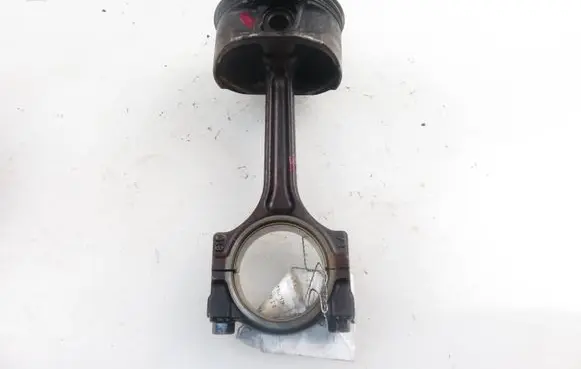 Opel Vectra C Piston with connecting rod