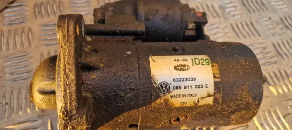 Volkswagen Polo III 6N 6N2 6NF Starter motor 085911023E