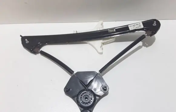 Volkswagen Golf VII Rear window lifting mechanism without motor 5G4839461B