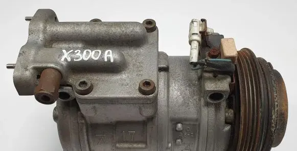 Jaguar XJ X300 Air conditioning (A/C) compressor (pump) 447200-4141