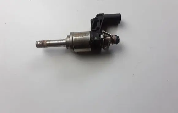 Audi Q2 - Fuel injector 04E906036