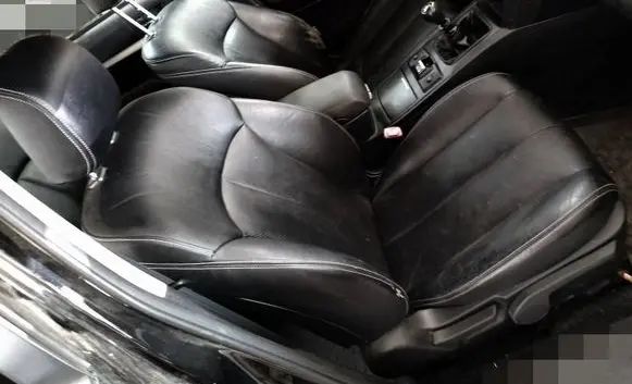 Subaru Outback Seat set 