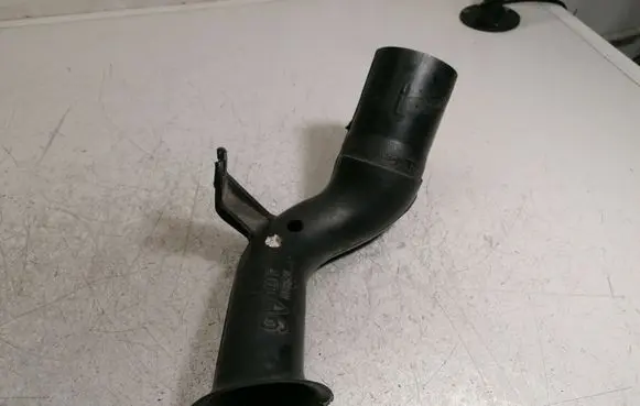 Nissan Primera Air intake hose/pipe AU601A6