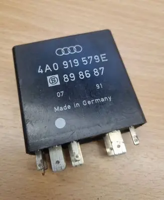 Audi A6 S6 C4 4A Other relay 4A0919579E 898687