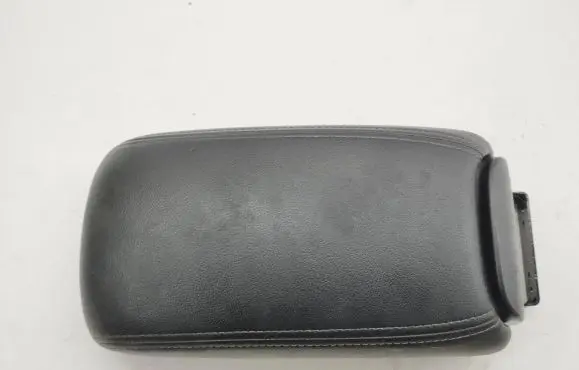 Peugeot 4007 Armrest