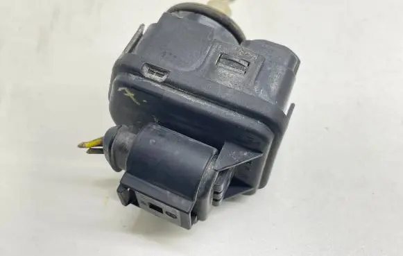 Audi A3 S3 8L Headlight level adjustment motor 8L0941295