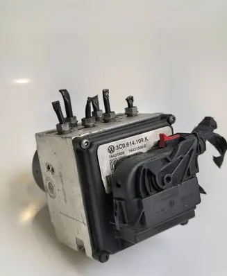 Volkswagen PASSAT B6 ABS Pump 3C0614109K 16431608 16431508E