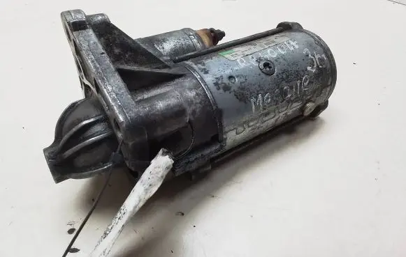 Renault Megane II Starter motor 8200331251 D7R49