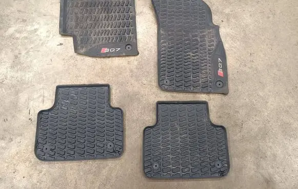 Audi SQ7 Car floor mat set 