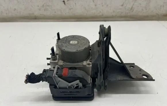 Skoda Octavia Mk4 ABS Pump 5WA614517BE