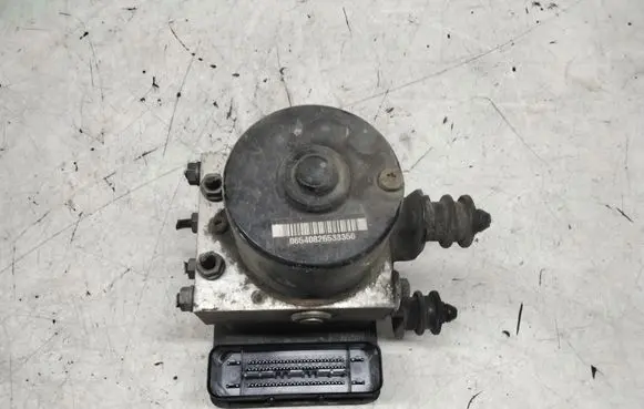Volkswagen Golf V ABS Pump 1K0907379AA