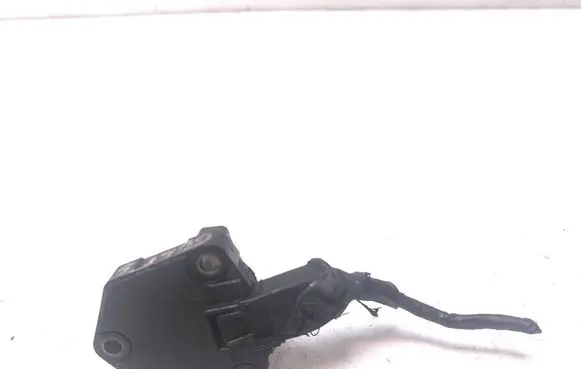 Volkswagen Golf VI Oil pressure sensor 03C907660G