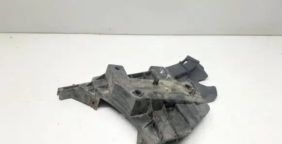 Front bumper mounting bracket