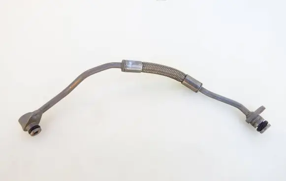 Mercedes-Benz CLS C218 X218 Turbo turbocharger oiling pipe/hose