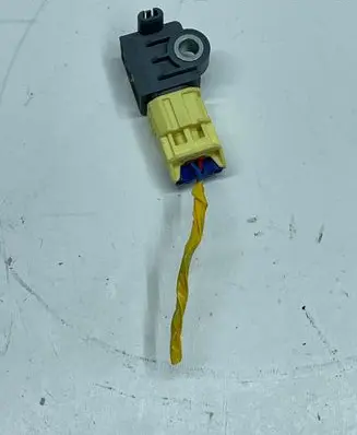 KIA Sportage Airbag deployment crash/impact sensor 95920B4000 08292019 1ABC04