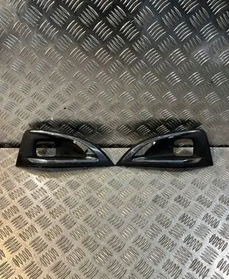 Peugeot 3008 II Front grill 9810881377