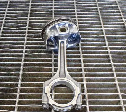 Ford Mustang VI Piston FR3Z6108A CR3E6205AA