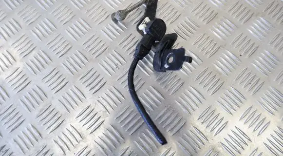 Subaru Outback Air suspension front height level sensor 