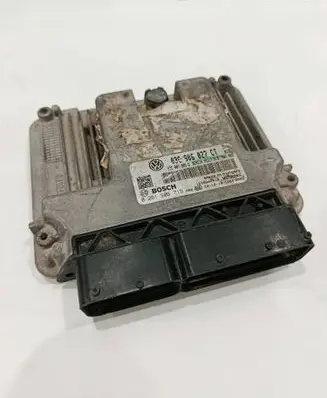 Volkswagen Golf VI Engine control unit/module 03C906027CT 0261S06719 03C907309G