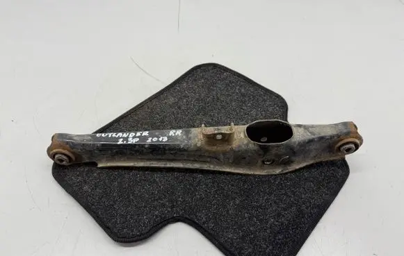 Mitsubishi Outlander Rear control arm