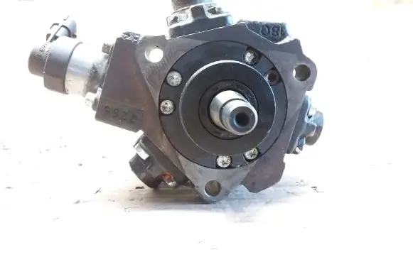 KIA Ceed Fuel injection high pressure pump 0928400652 331002A400