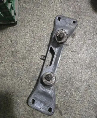 BMW 5 E34 Gearbox mounting bracket 1138578