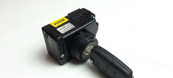 Volkswagen Touareg I Ignition lock 3D0905865C M5854