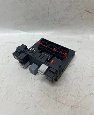 Volkswagen PASSAT B6 Comfort/convenience module 3C0937049AE H52S2002 F005V00631
