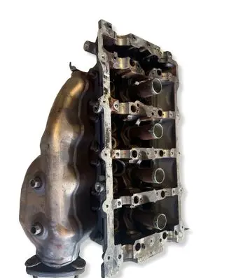 Audi A6 S6 C5 4B Engine head 077103373AN