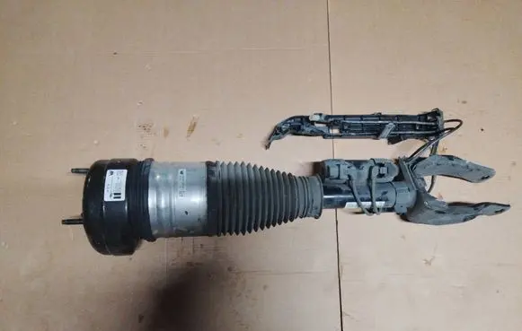 Mercedes-Benz GLE W167 Front shock absorber/damper A1673203604