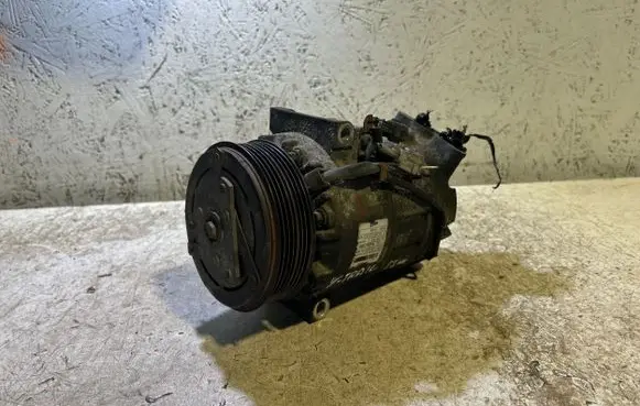 Nissan X-Trail T31 Air conditioning (A/C) compressor (pump) 926001DE0A Z0005307D 2051904738