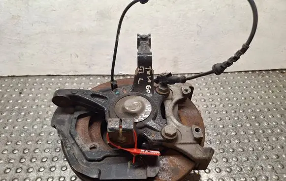 Renault Twingo III Front wheel hub spindle knuckle S25056351 400144992R