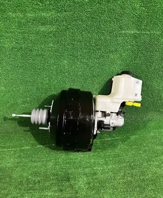 Audi Q3 F3 Brake booster 5QK614105B