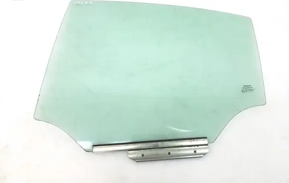 Toyota Avensis T270 Rear door window glass 6810405140