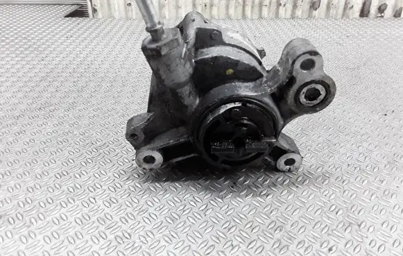 Ford Kuga I Vacuum pump D1651B