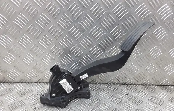 Land Rover Discovery Sport Accelerator throttle pedal gk529f836bb