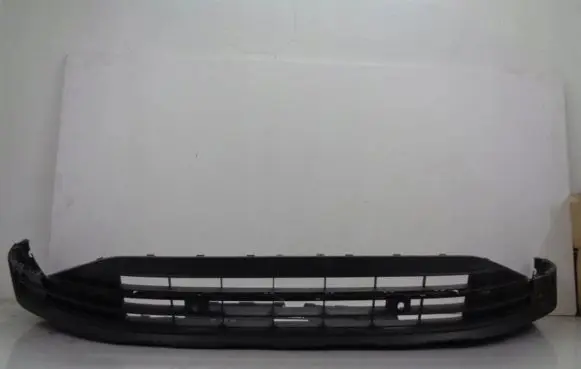 Volkswagen Tiguan Front bumper lip 5NA805903H