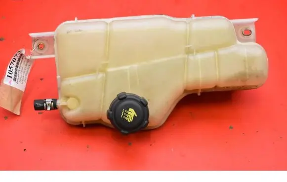 Nissan Pulsar Coolant expansion tank/reservoir 