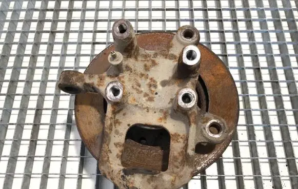 Mercedes-Benz Sprinter W901 W902 W903 W904 Front wheel hub spindle knuckle 