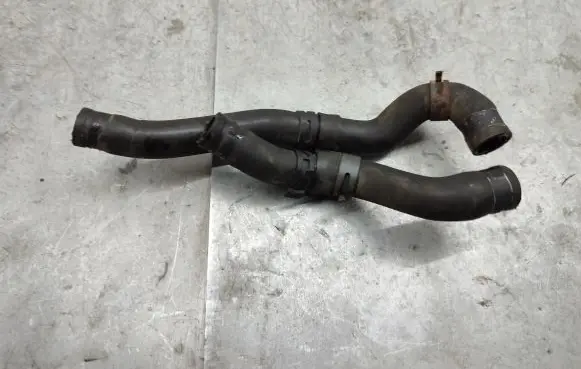 Volkswagen PASSAT CC Engine coolant pipe/hose 3C0122063M
